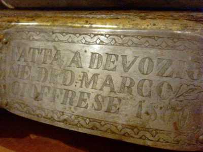 Ma a questo punto della storia, a sorpresa, ci fu l�intervento della Chiesa.  La Curia, storica �nemica� dei massoni, si prodig� per aiutarli, forse in cambio di una di un�apparente �conversione�. Cioffrese ad esempio, usc� dal carcere nel 1860 e, una volta libero, come primo gesto simbolico commission�...
